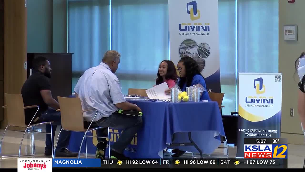 Job seekers attend Port of Caddo-Bossier's career fair June 12 - Vimarsana News