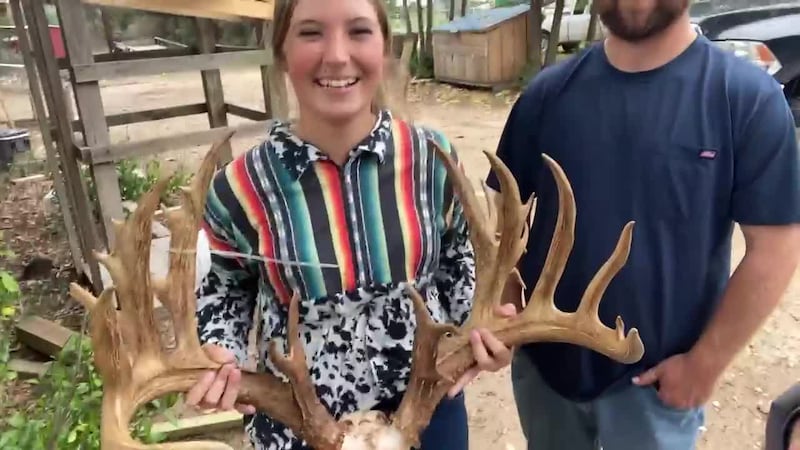 Reili Brewer and her 31-point buck rack.