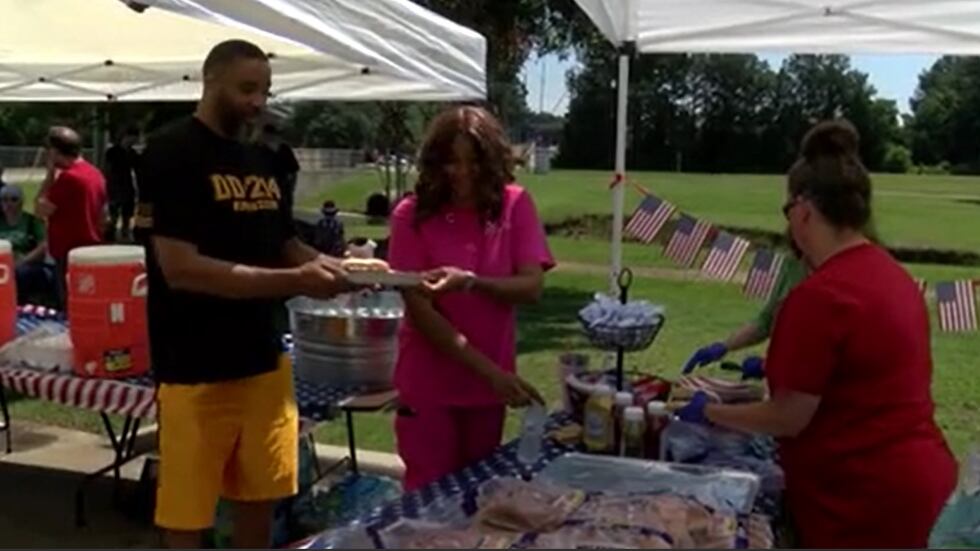 Hospice of Texarkana hosted a picnic for the area's veterans.