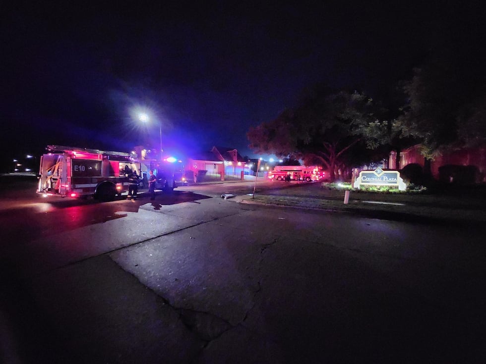 Fire at Colonial Plaza Apts.